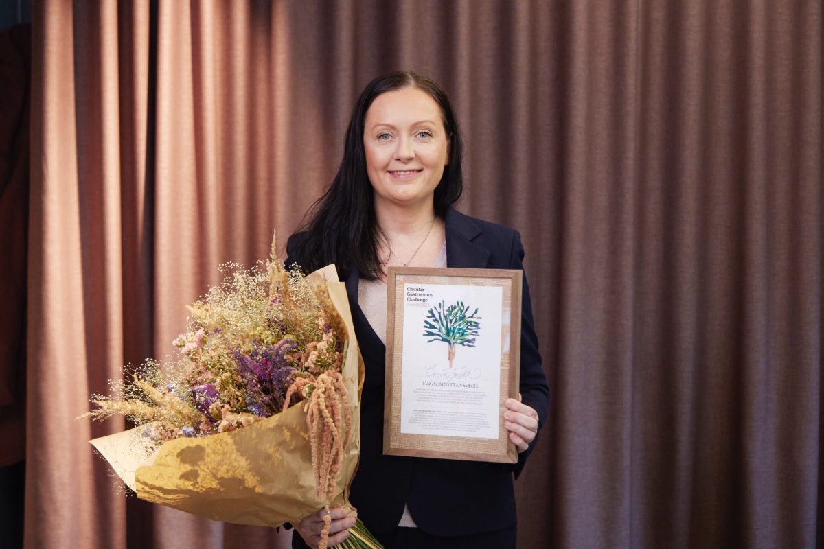 Tång färdig för tallriken